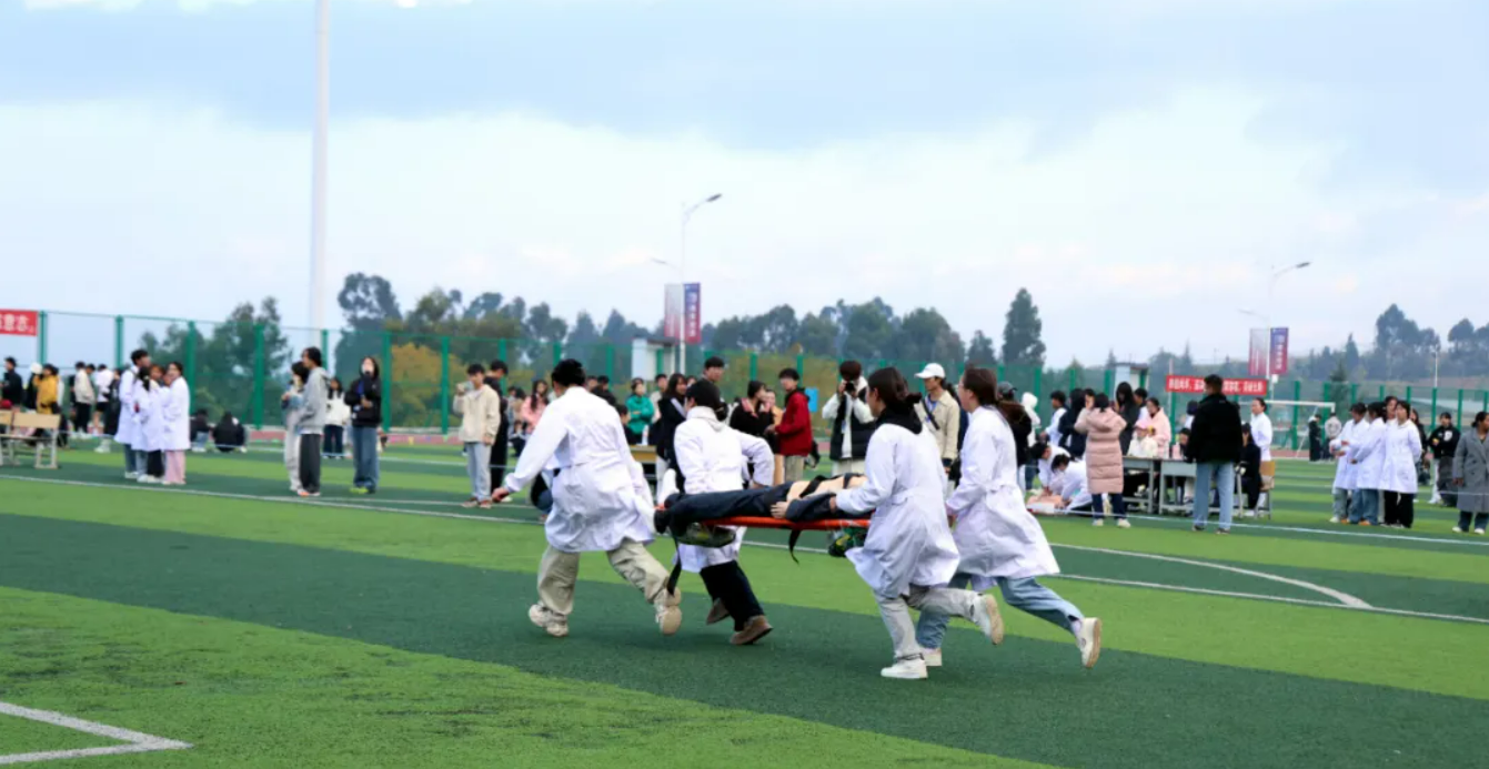 1732803998209028979.png image.png